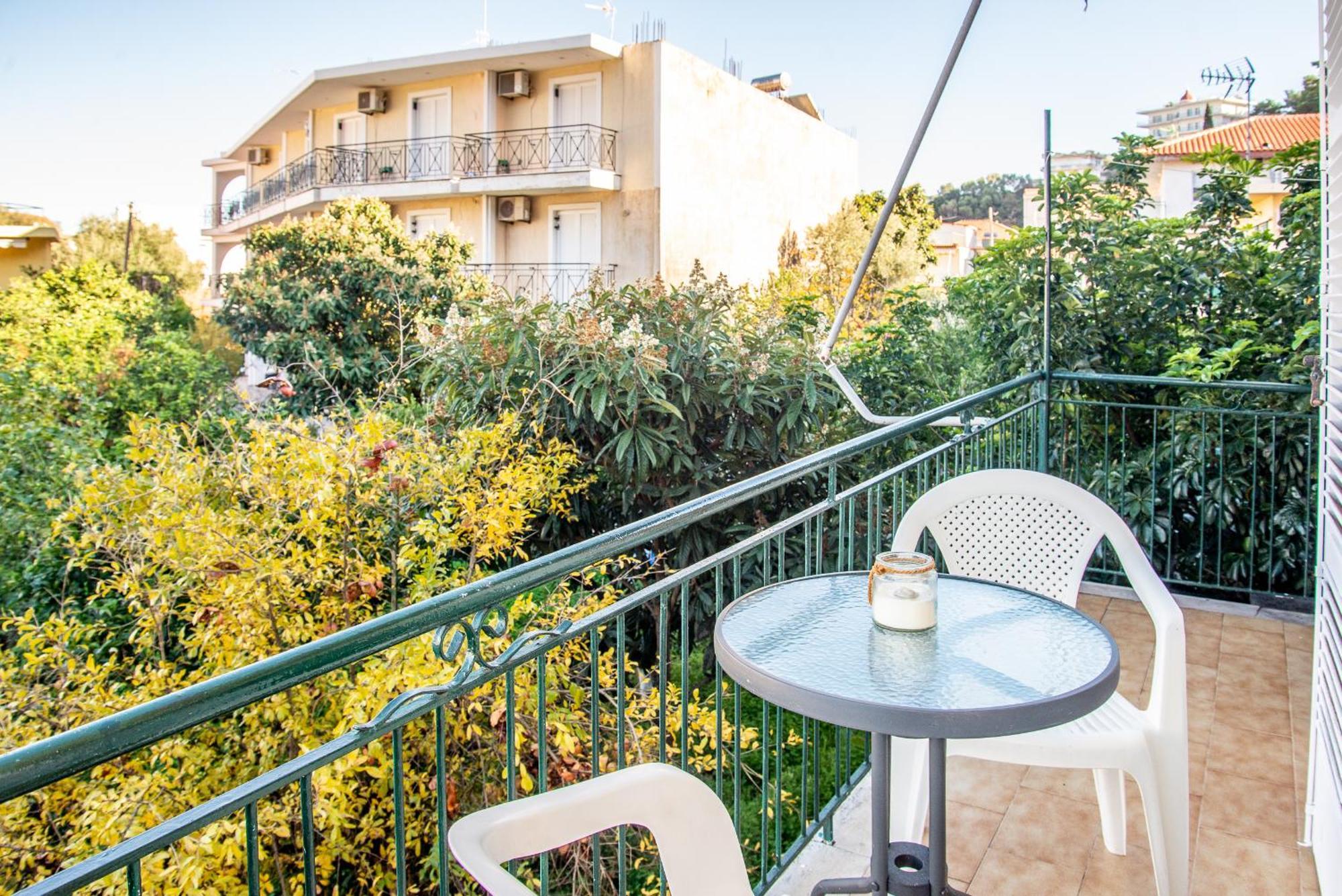 The Grapevine Rooms Poros  ภายนอก รูปภาพ