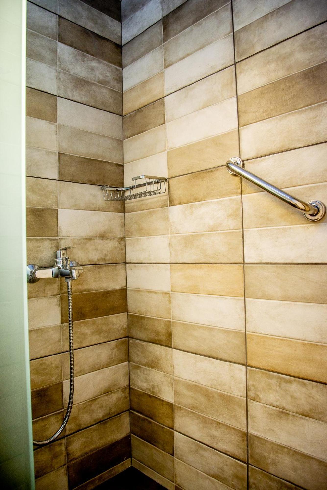 The Grapevine Rooms Poros  ภายนอก รูปภาพ